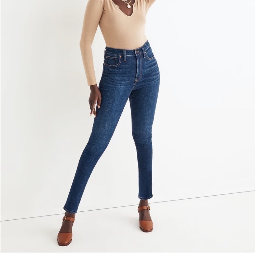 Madewell Curvy High-Rise Skinny Jeans in Seville Wash